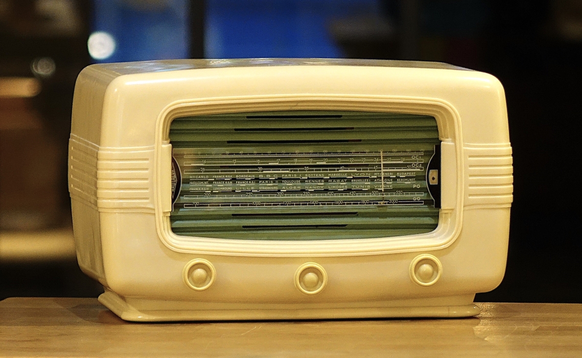 /Enceinte-portable-/vintage-de-thierrycreations- Super 50-219-1.jpg /Enceinte-portable-/vintage-de-thierrycreations- Super 50-219-1.jpg